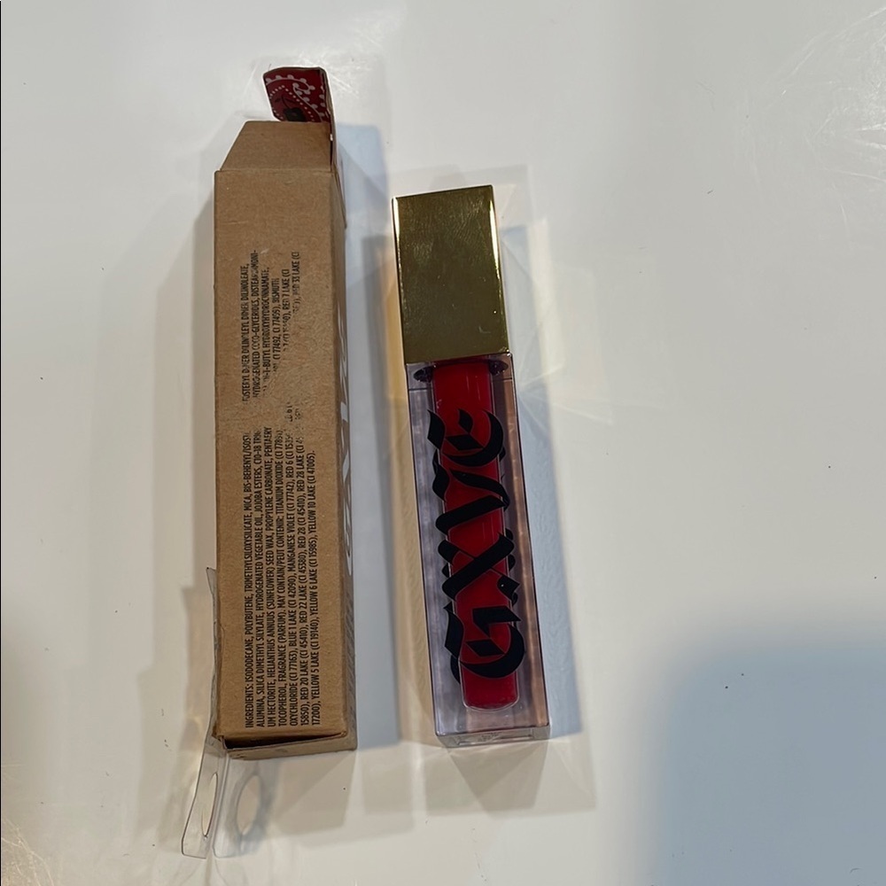 Red Liquid Lipstick - Picture 3 of 3